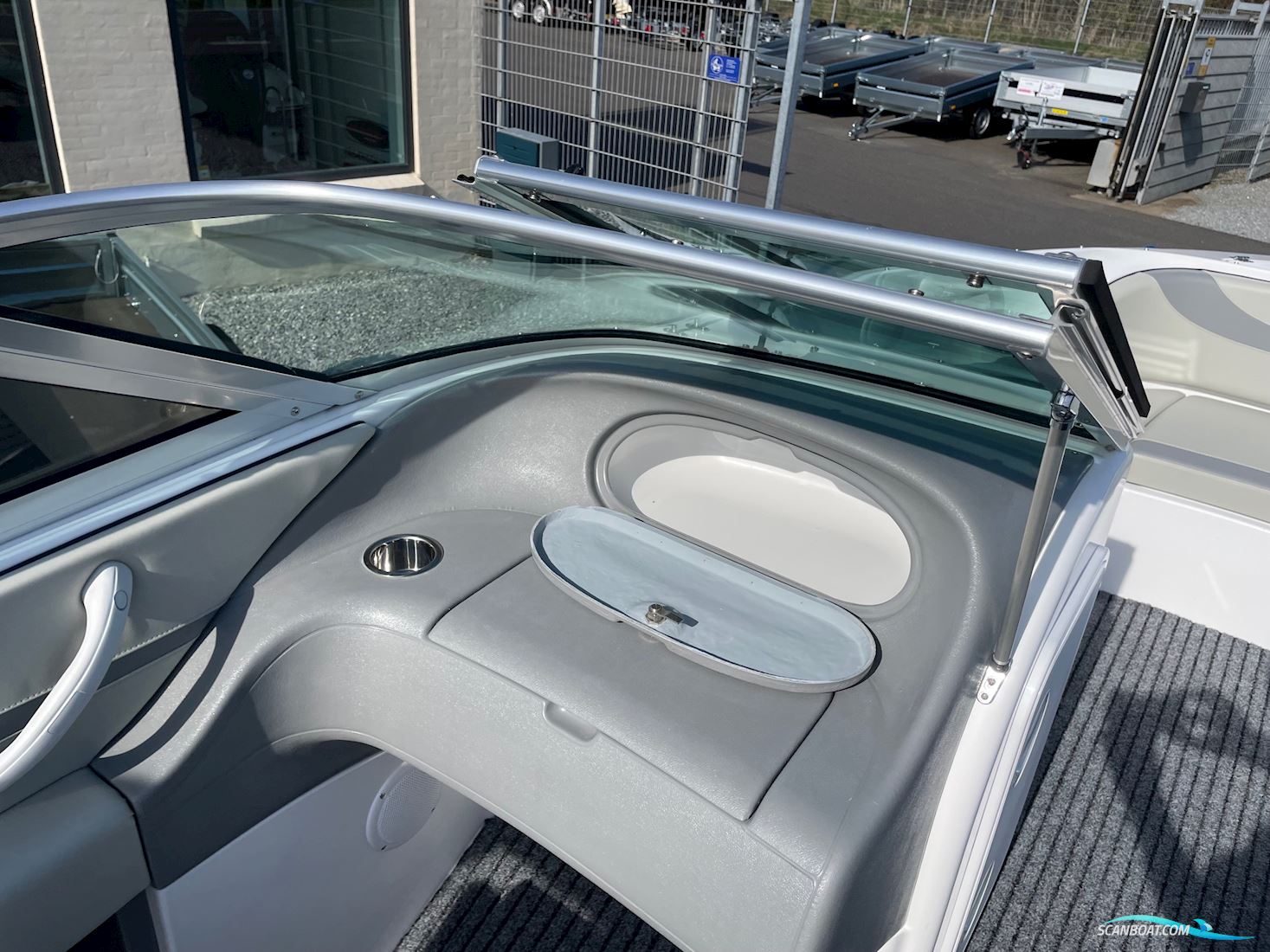 Olympic 580 Bowrider Med Mercury 115 hk CT