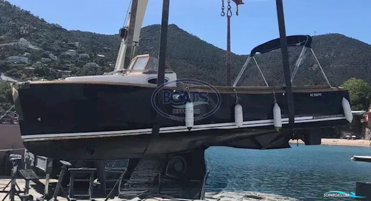 OSTREA MARINE NANTUCKET Range Boat 770