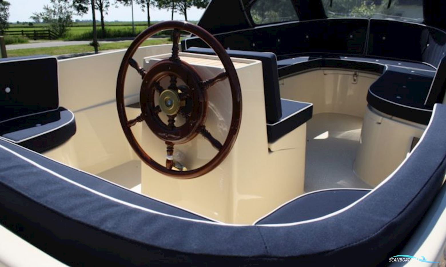 Oud Huijzer 575 Luxury