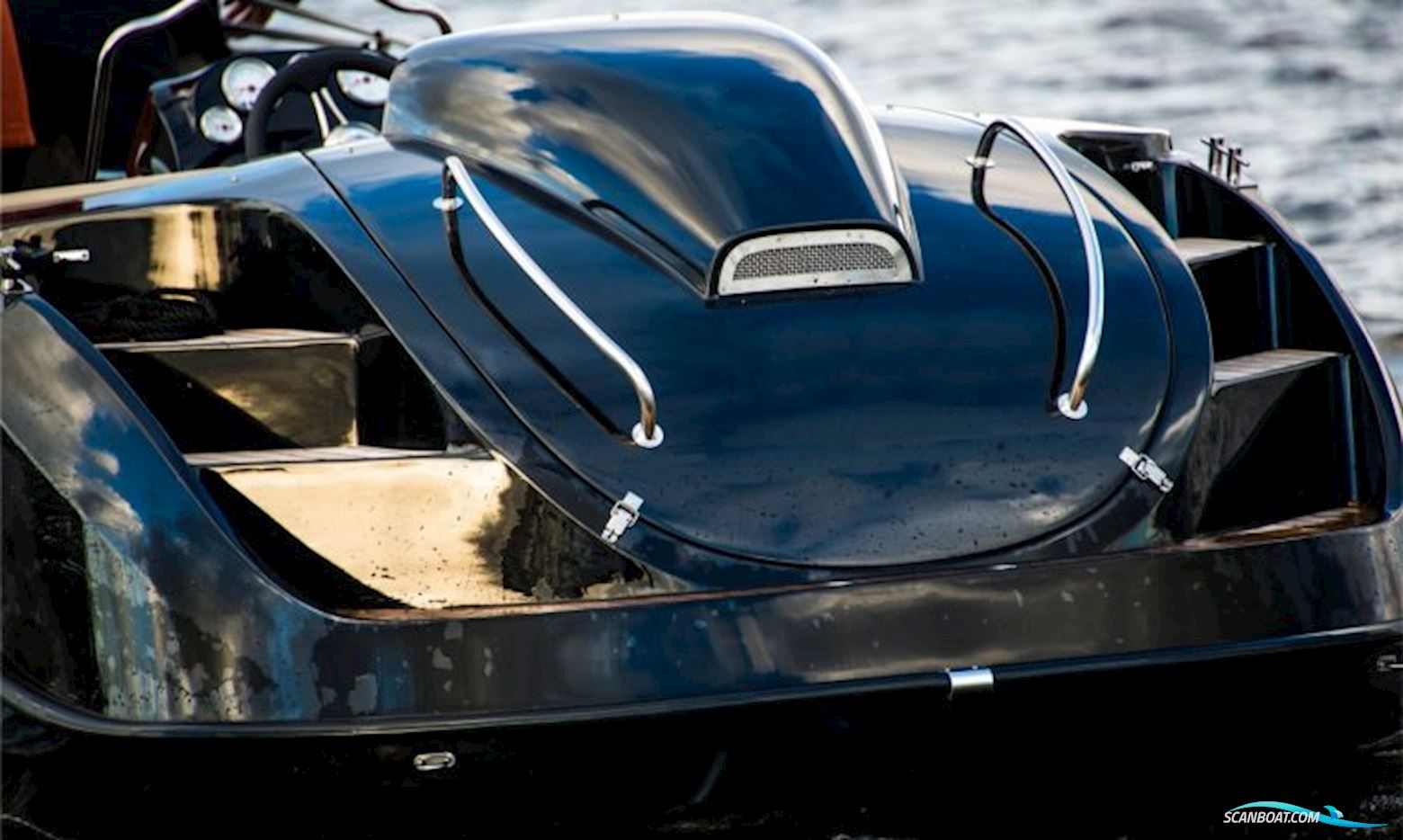 Oud Huijzer 580 Tender