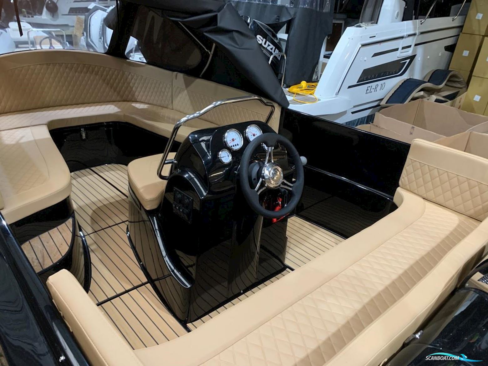 Oud Huijzer 580 Tender