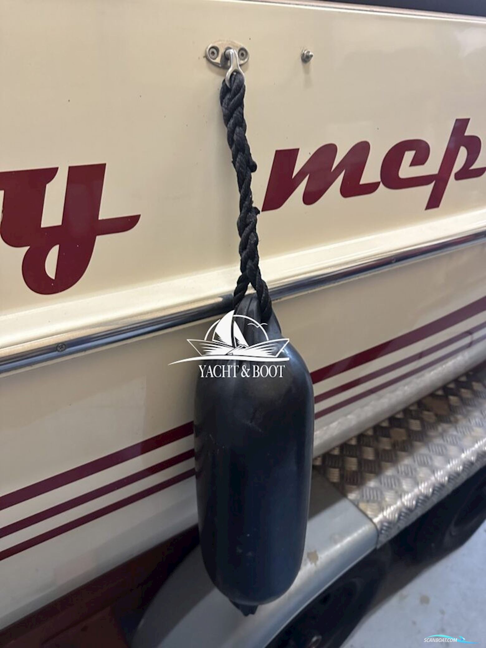 Oud Huijzer 700 Cabine