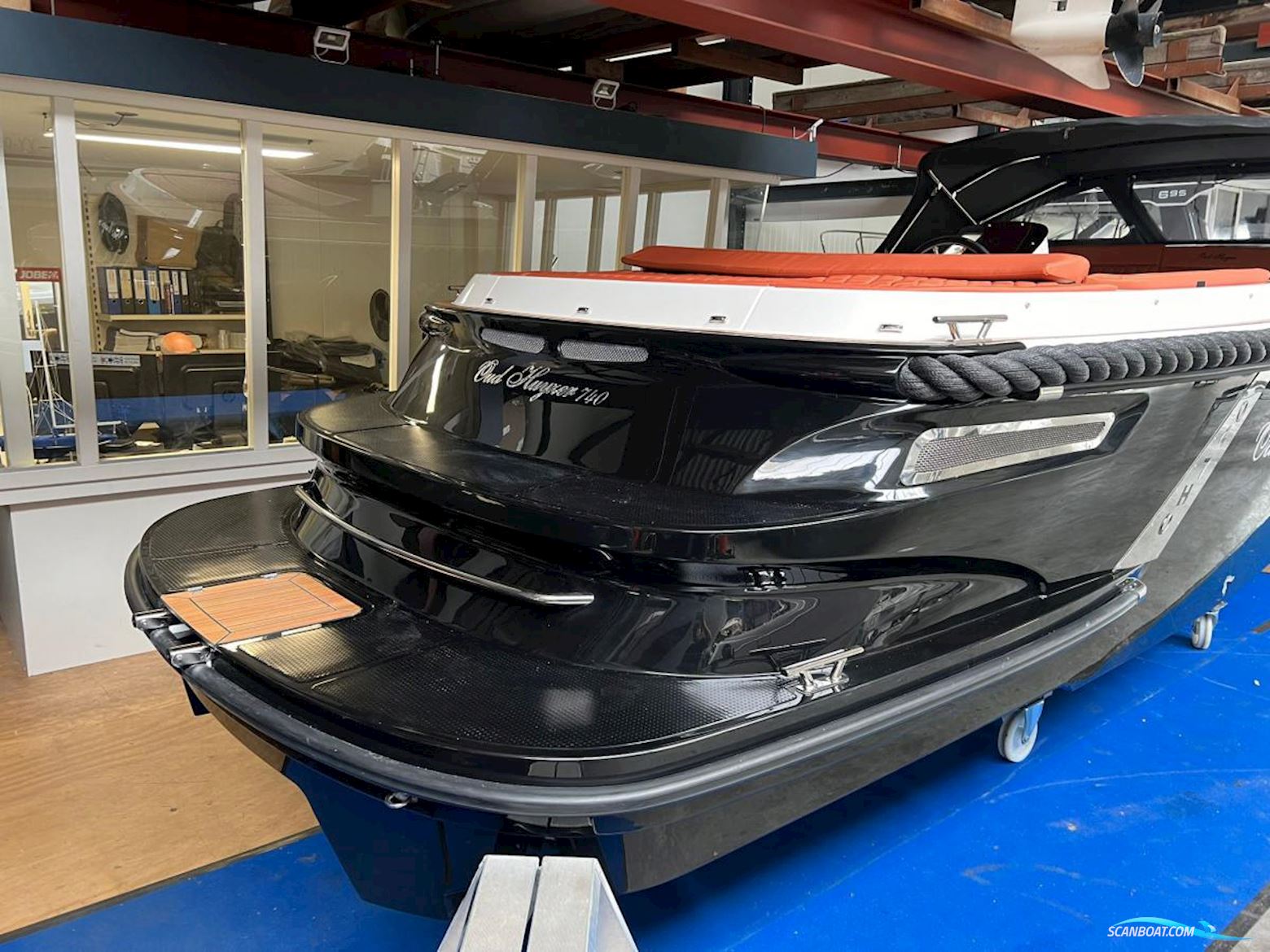 Oud Huijzer 740 Tender