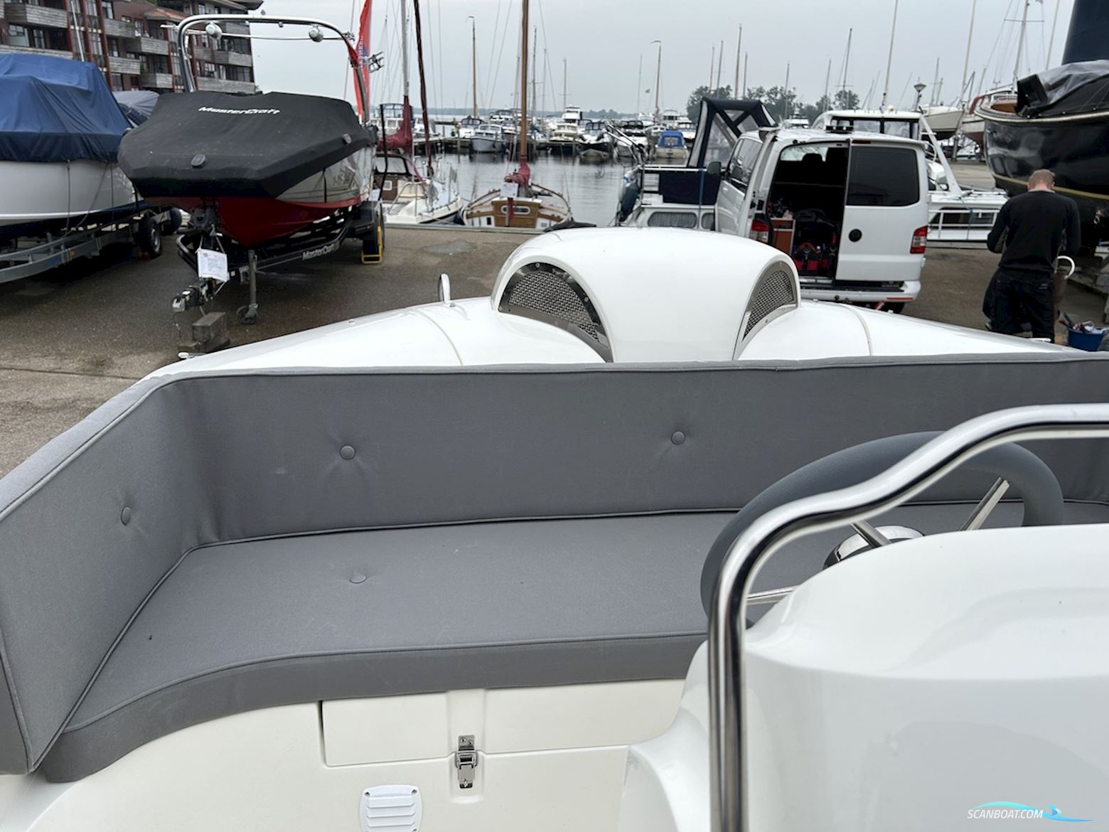 Oudhuijzer 600 Tender