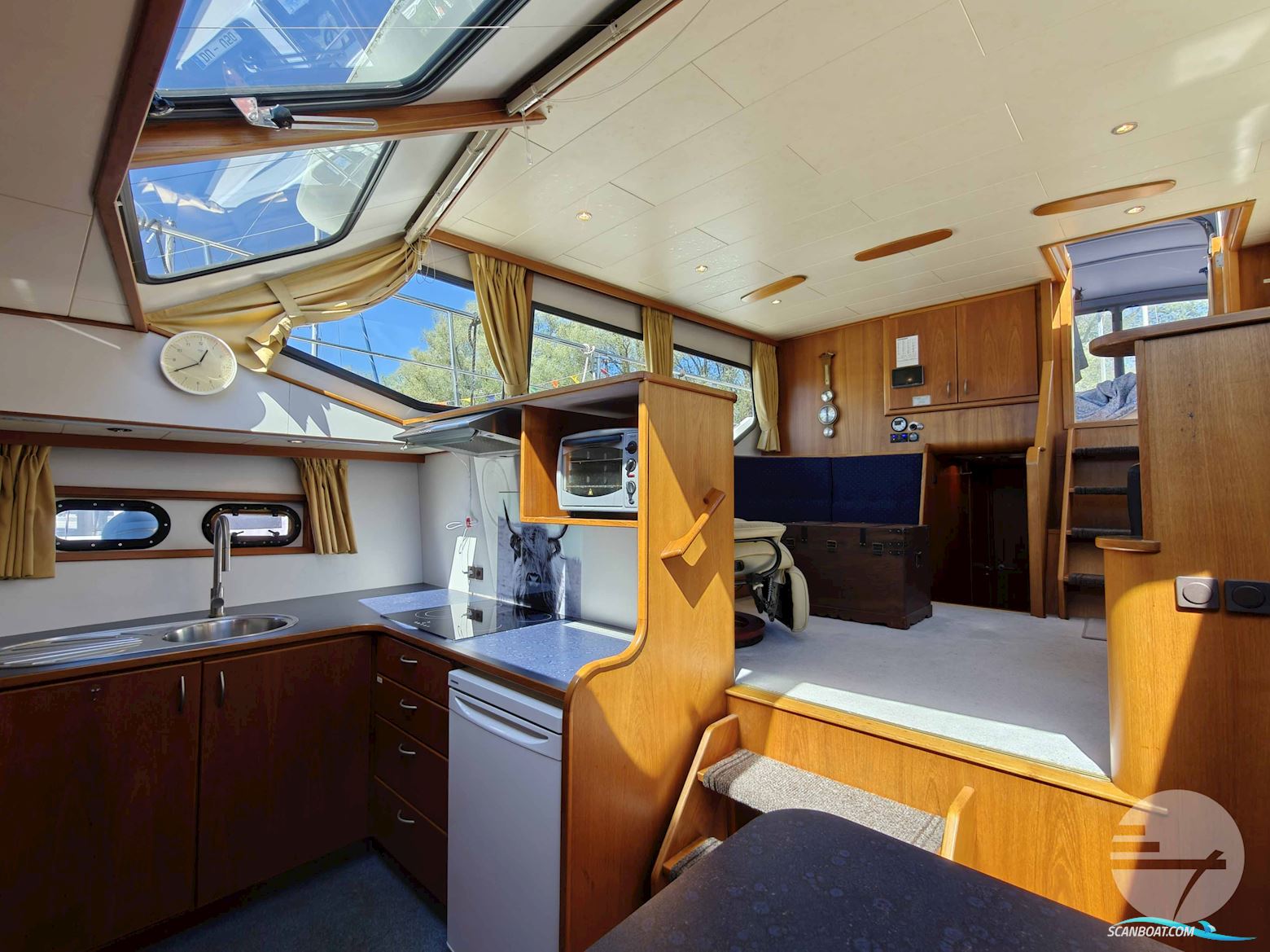Pacific Allure 148