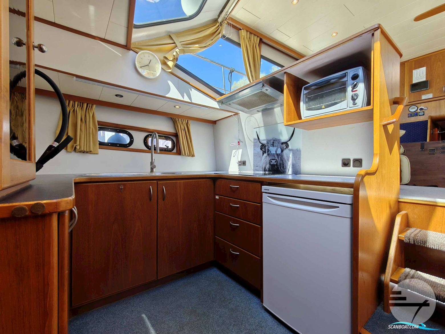 Pacific Allure 148