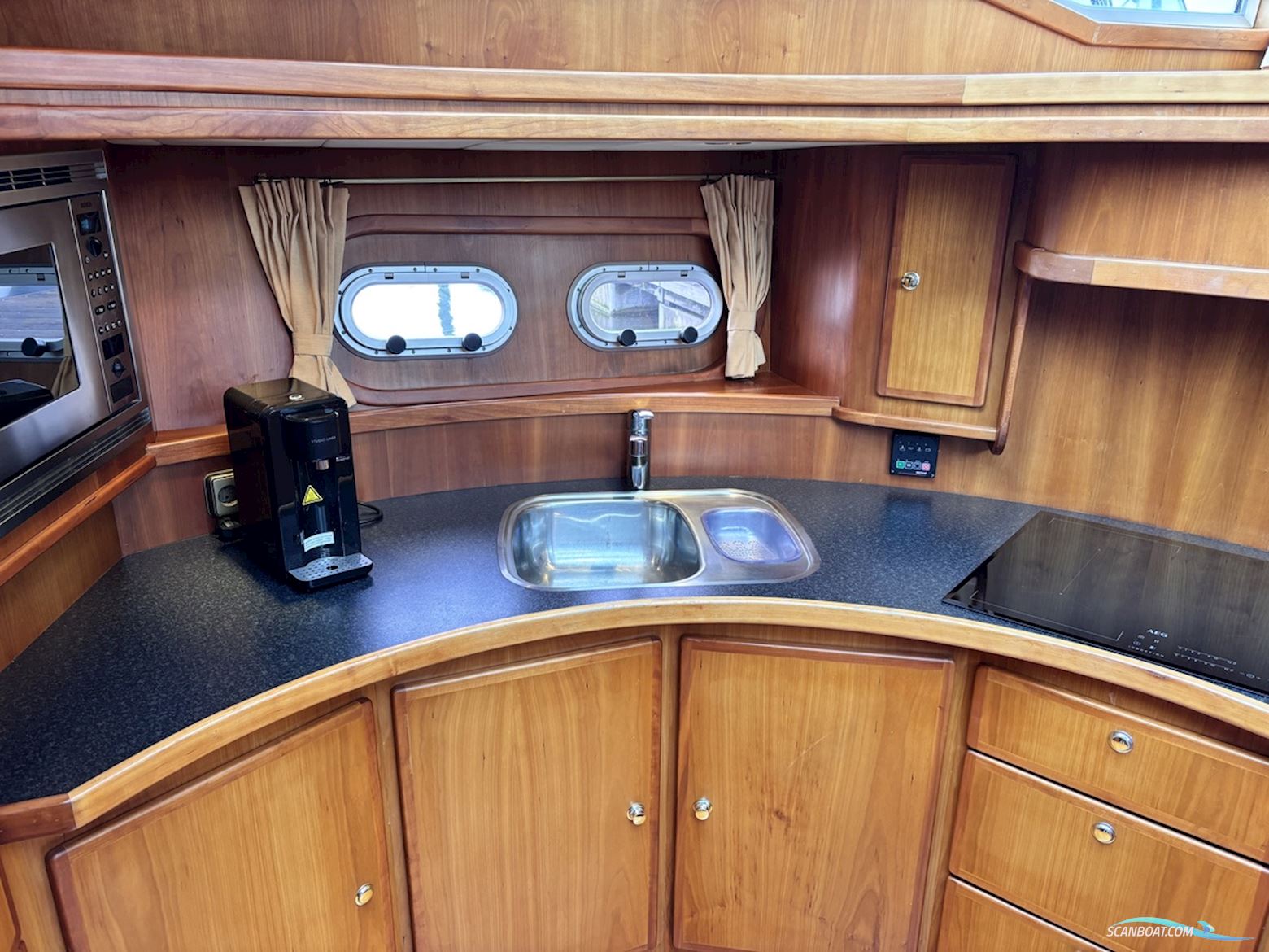 Pacific Allure 155