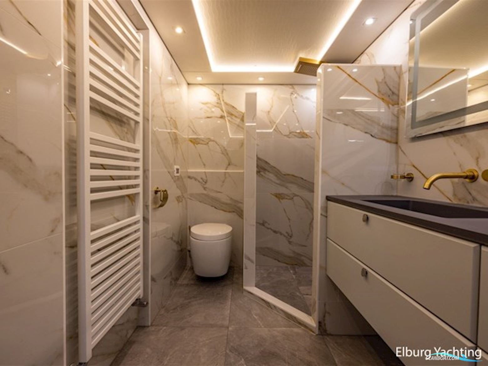 Pacific Pearl Fly 21.00  - CB  - Stabilizers