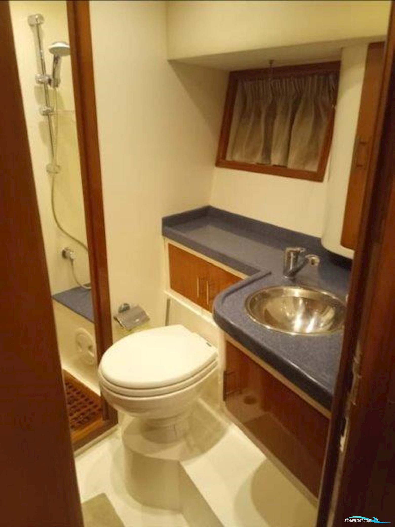 PALM Marine Islander 42