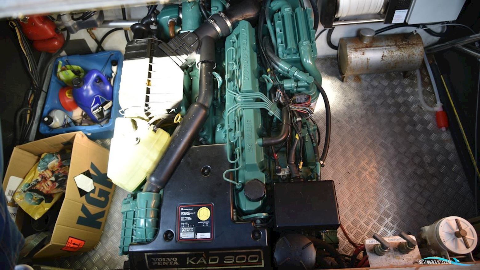 Parad 31 Flying Bridge