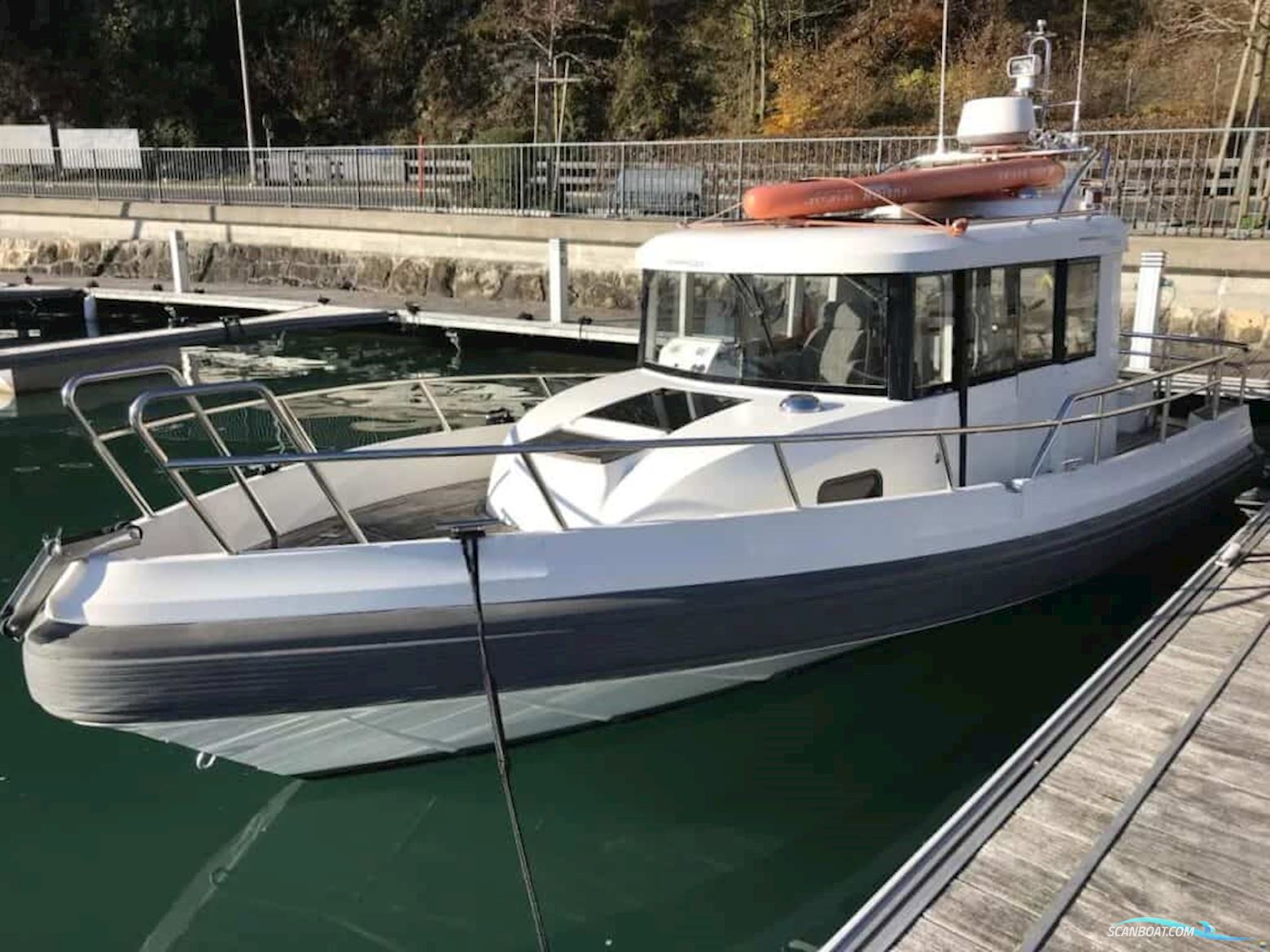 Paragon 25 Cabin Motorbåt 2012, Schweiz