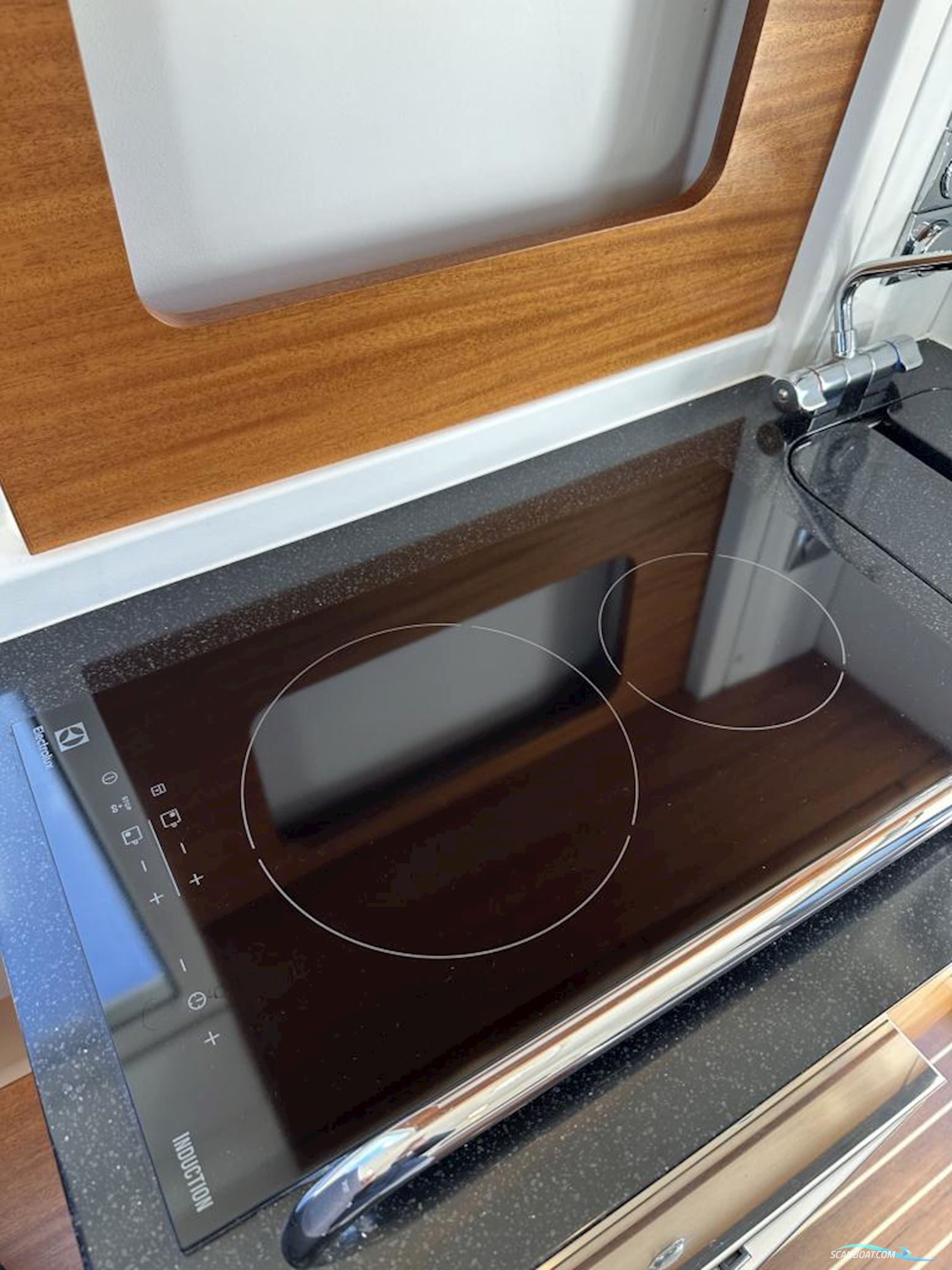 Paragon 31 Cabin - Bodenseezulassung