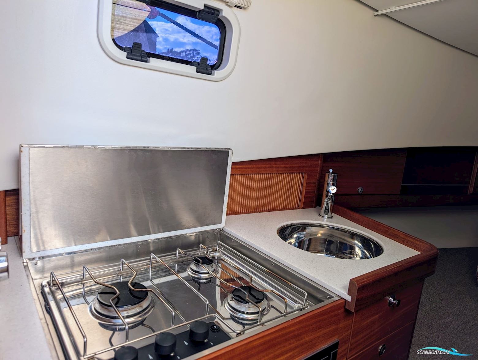 Paragon 31 Flybridge