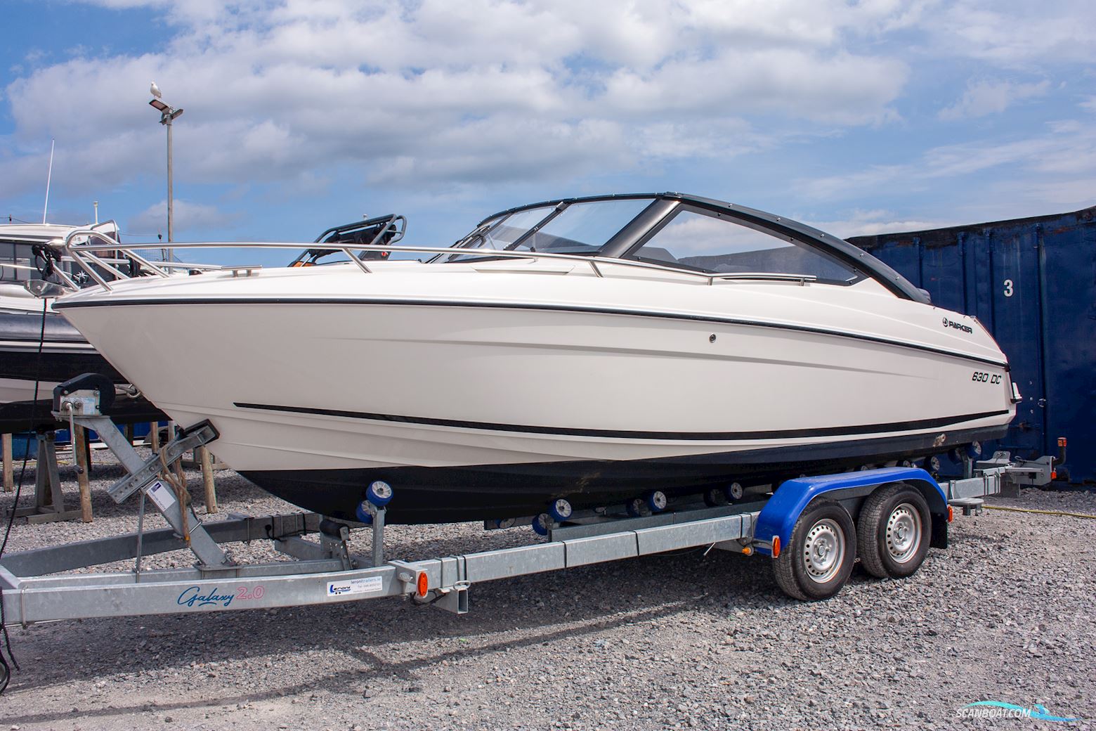 Parker 630 Day Cruiser