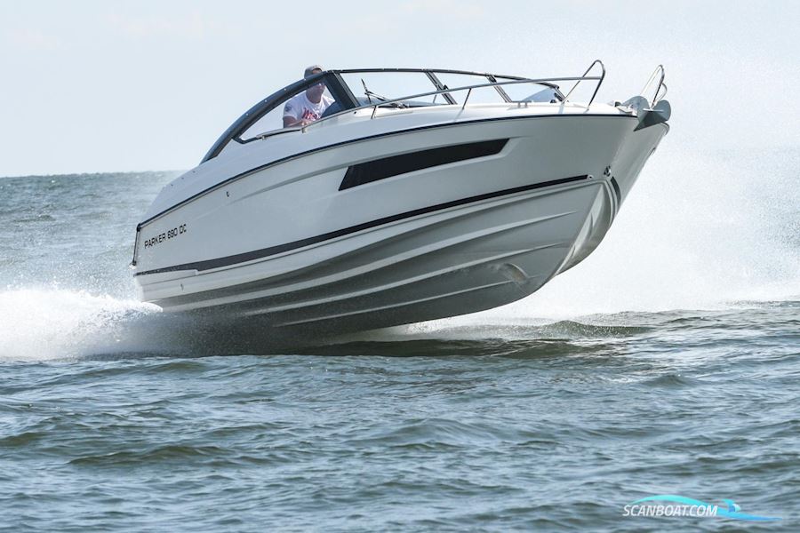 Parker 690 Day Cruiser