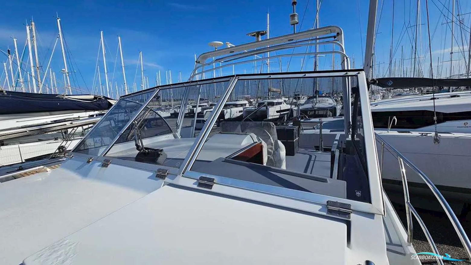 Pedro Boats SKIRON 35