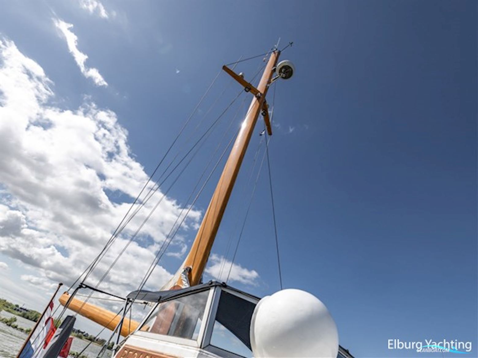 Pegasus II 16.71 - Vluchtschip