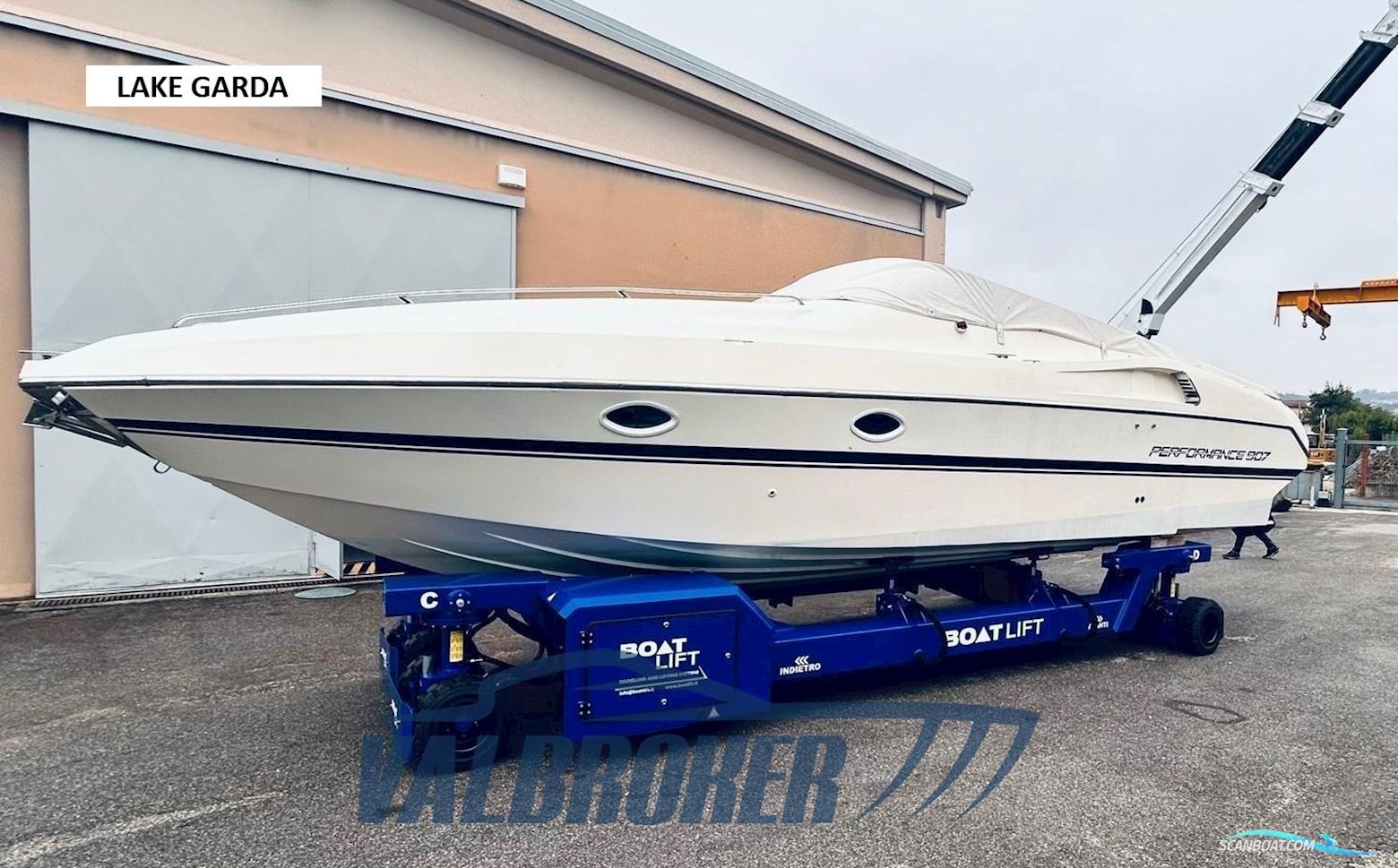 Performance Marine 907 Performance Motorbåt 1995, med Mercury magnum EFI/Mp Bravo I motor, Italien