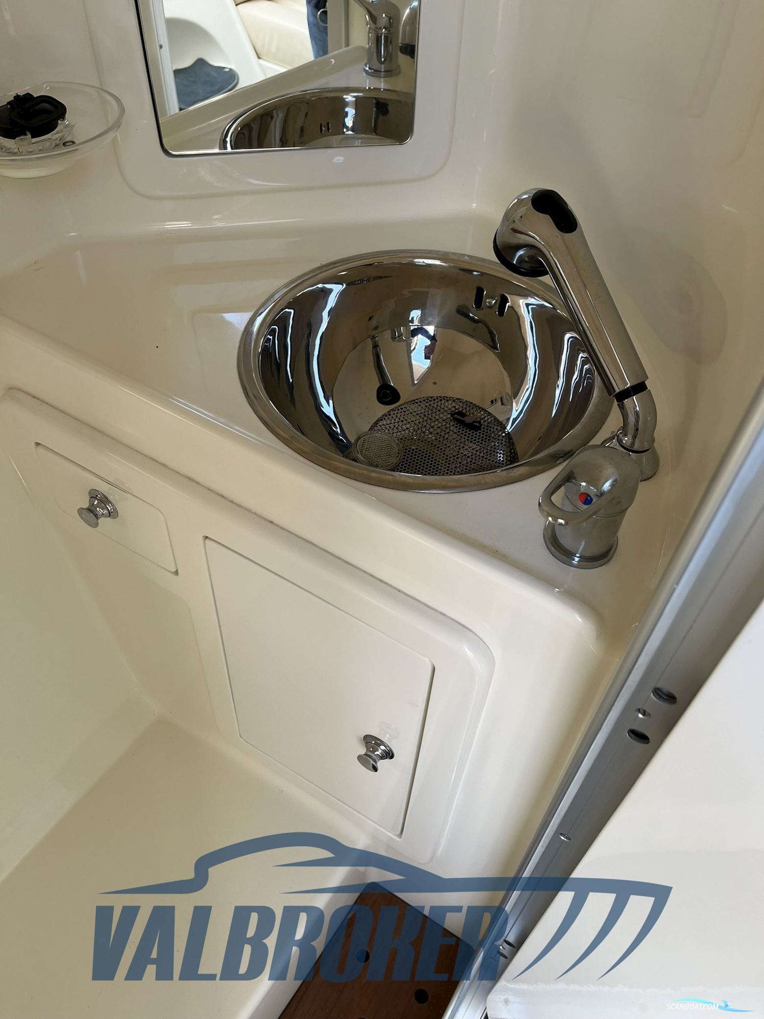 Performance Marine 907 Performance