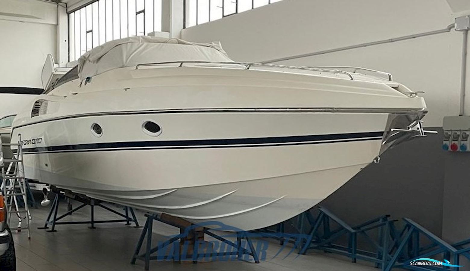 Performance Marine 907 Performance