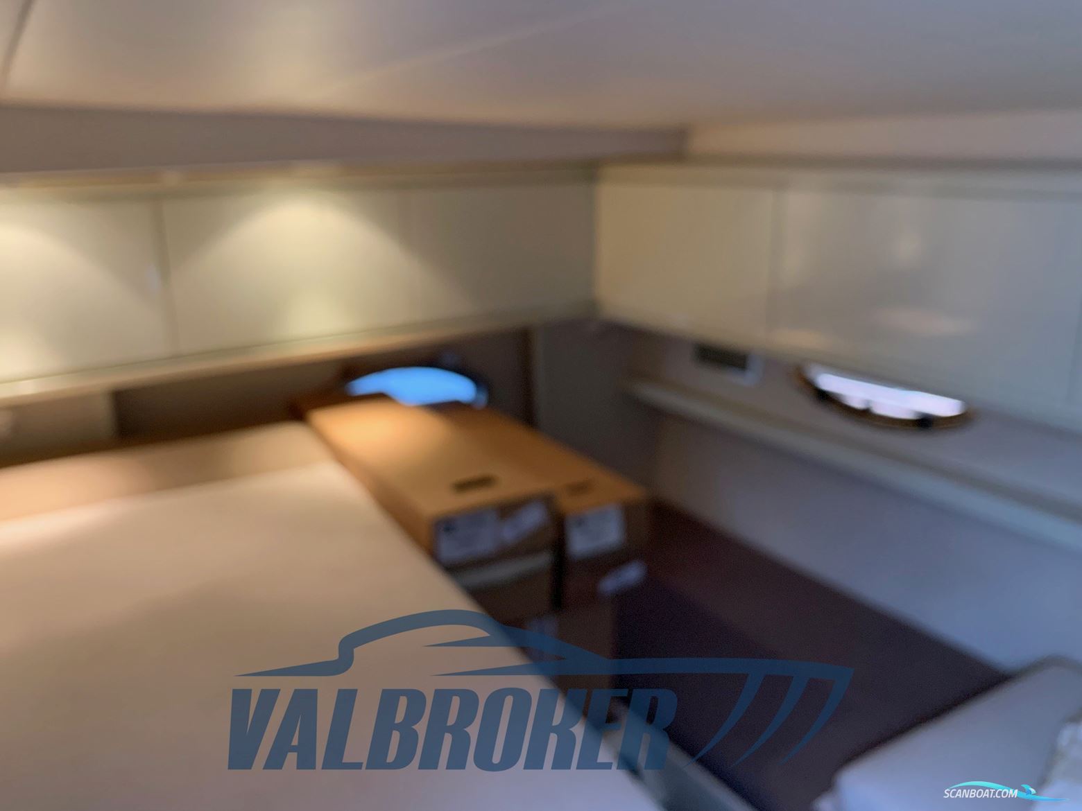 Pershing 40