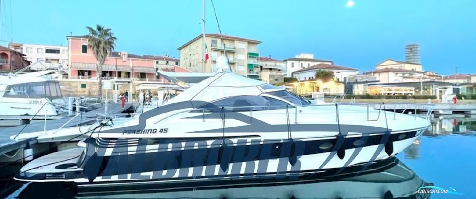 Pershing 45 Motorbåt 2002, med Man motor, Italien
