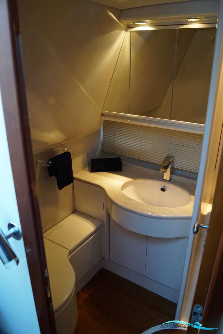 Pershing 54 - Unik Stand / Mint Conditon