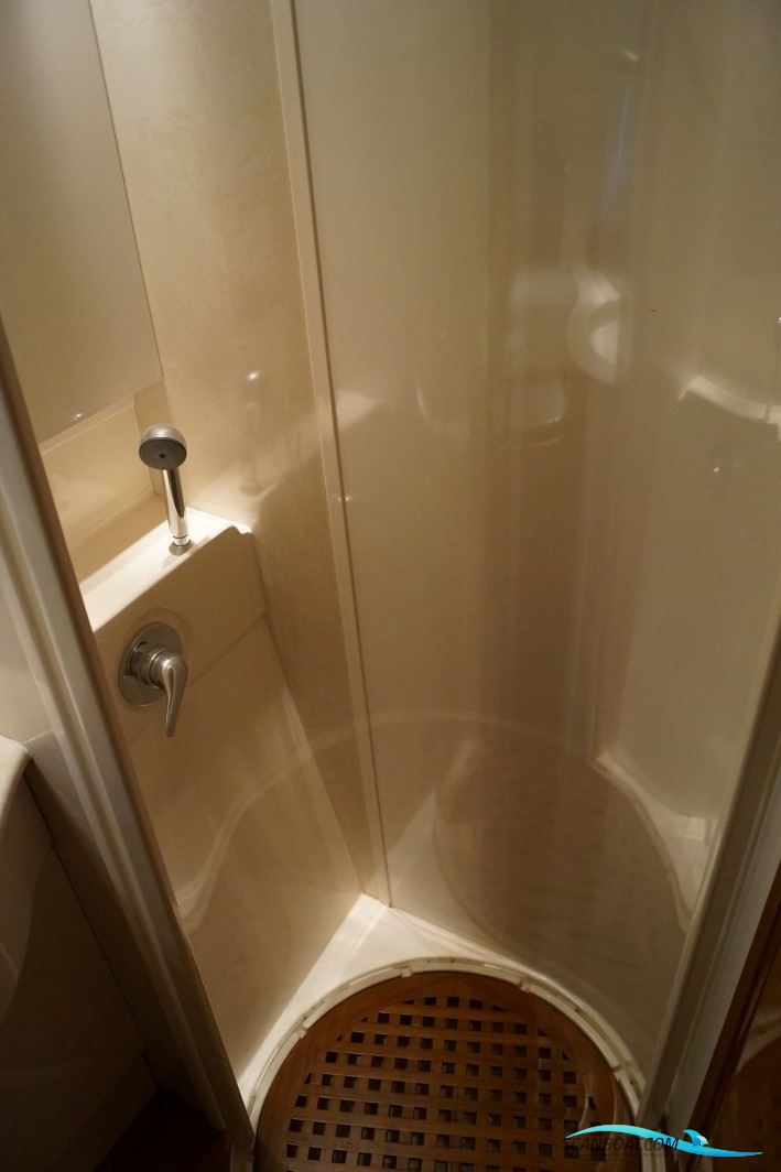 Pershing 54 - Unik Stand / Mint Conditon