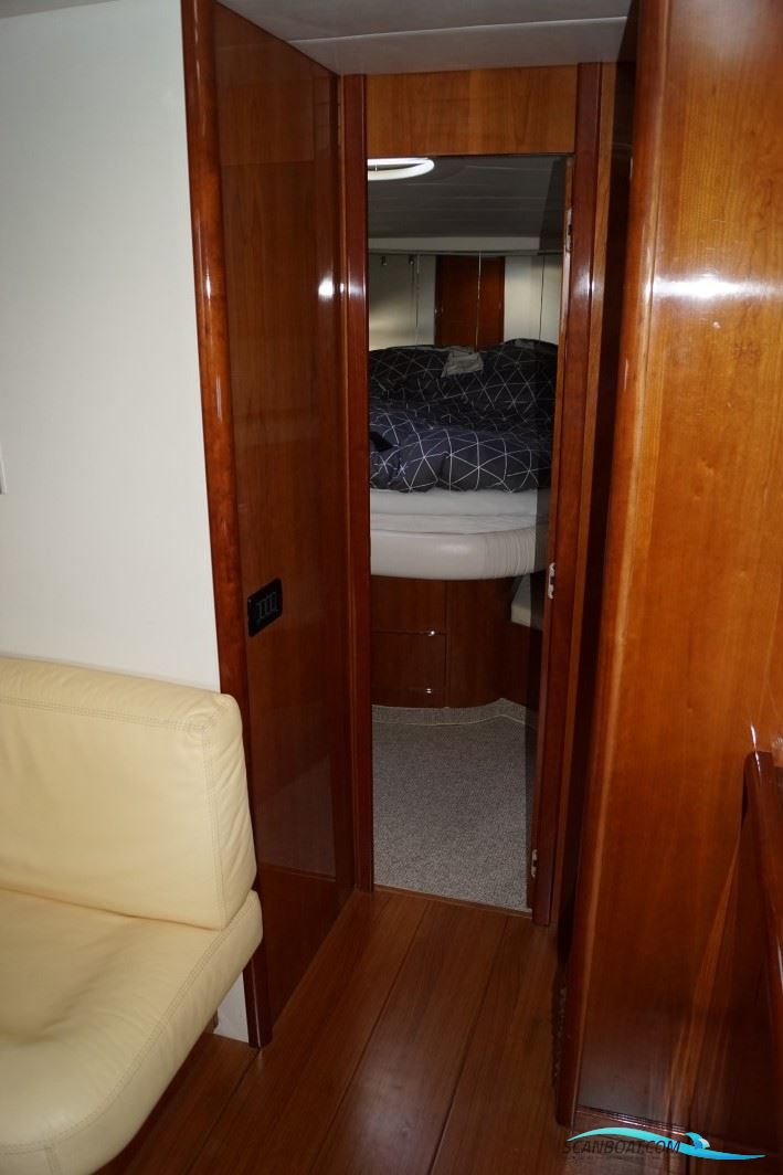 Pershing 54 - Unik Stand / Mint Conditon