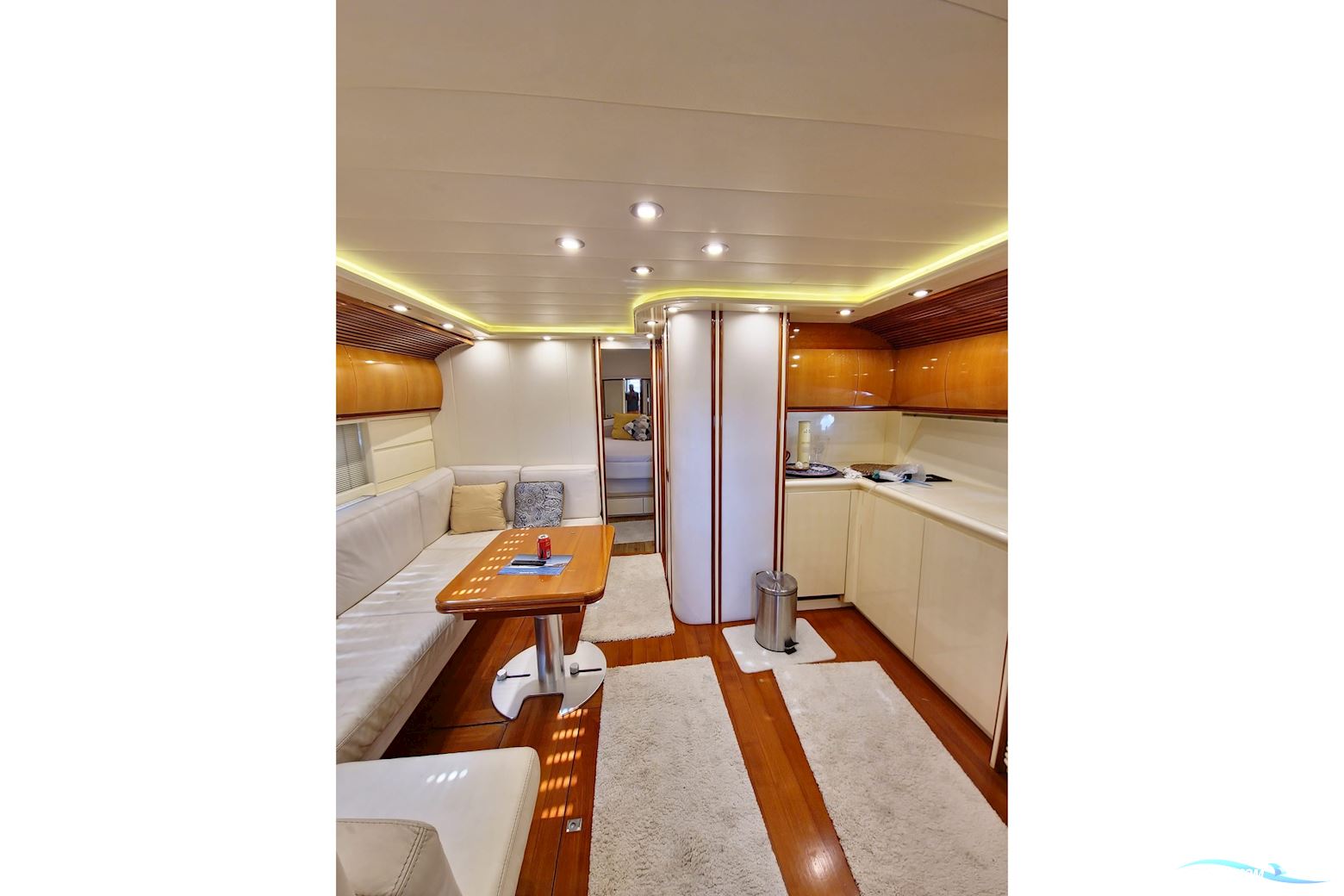 Pershing 65