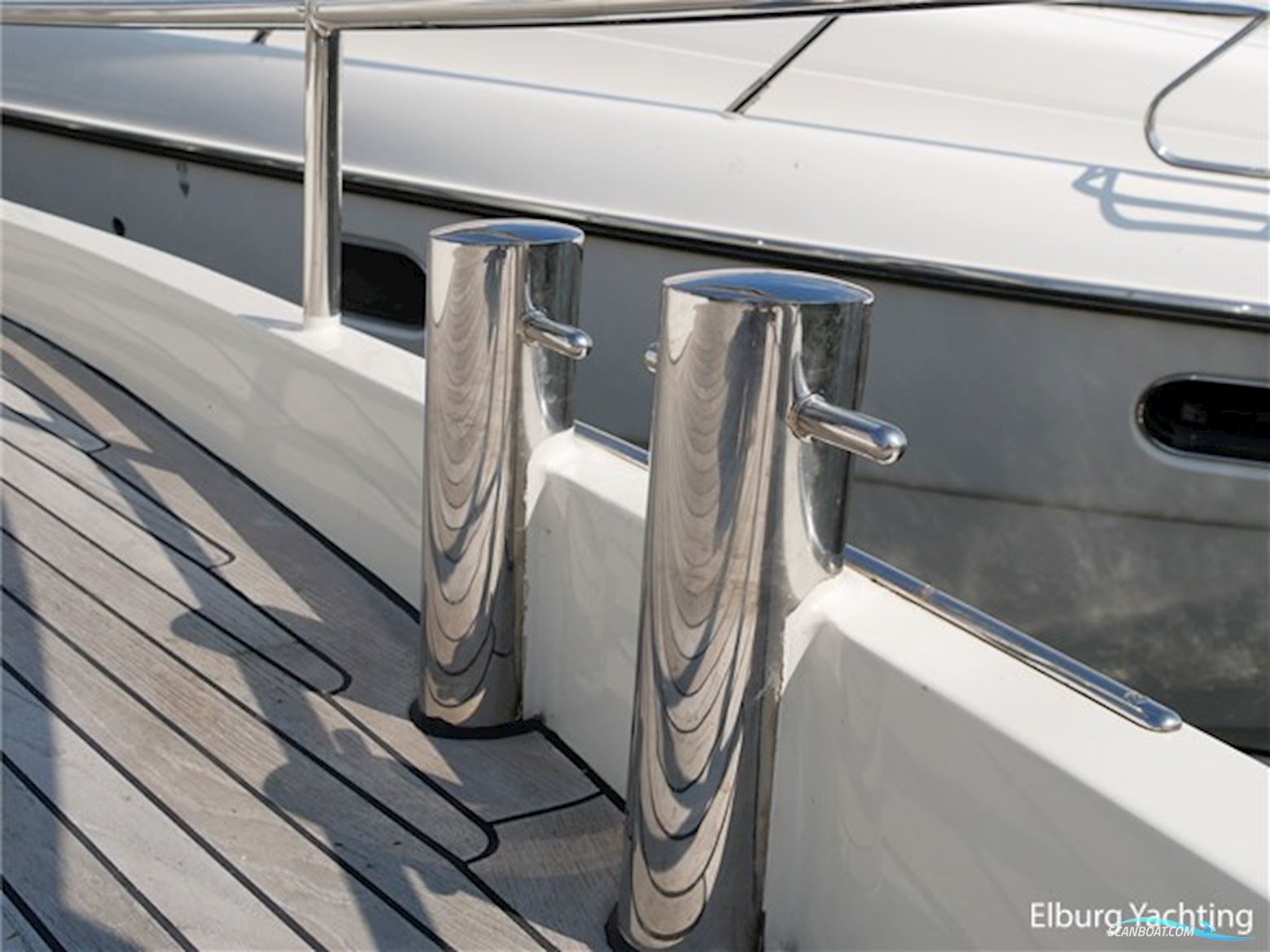 Pieter Beeldsnijder 58 - Open Pilothouse 