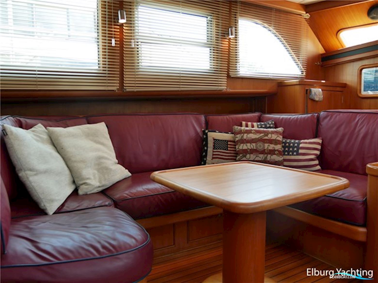 Pieter Beeldsnijder 58 - Open Pilothouse 