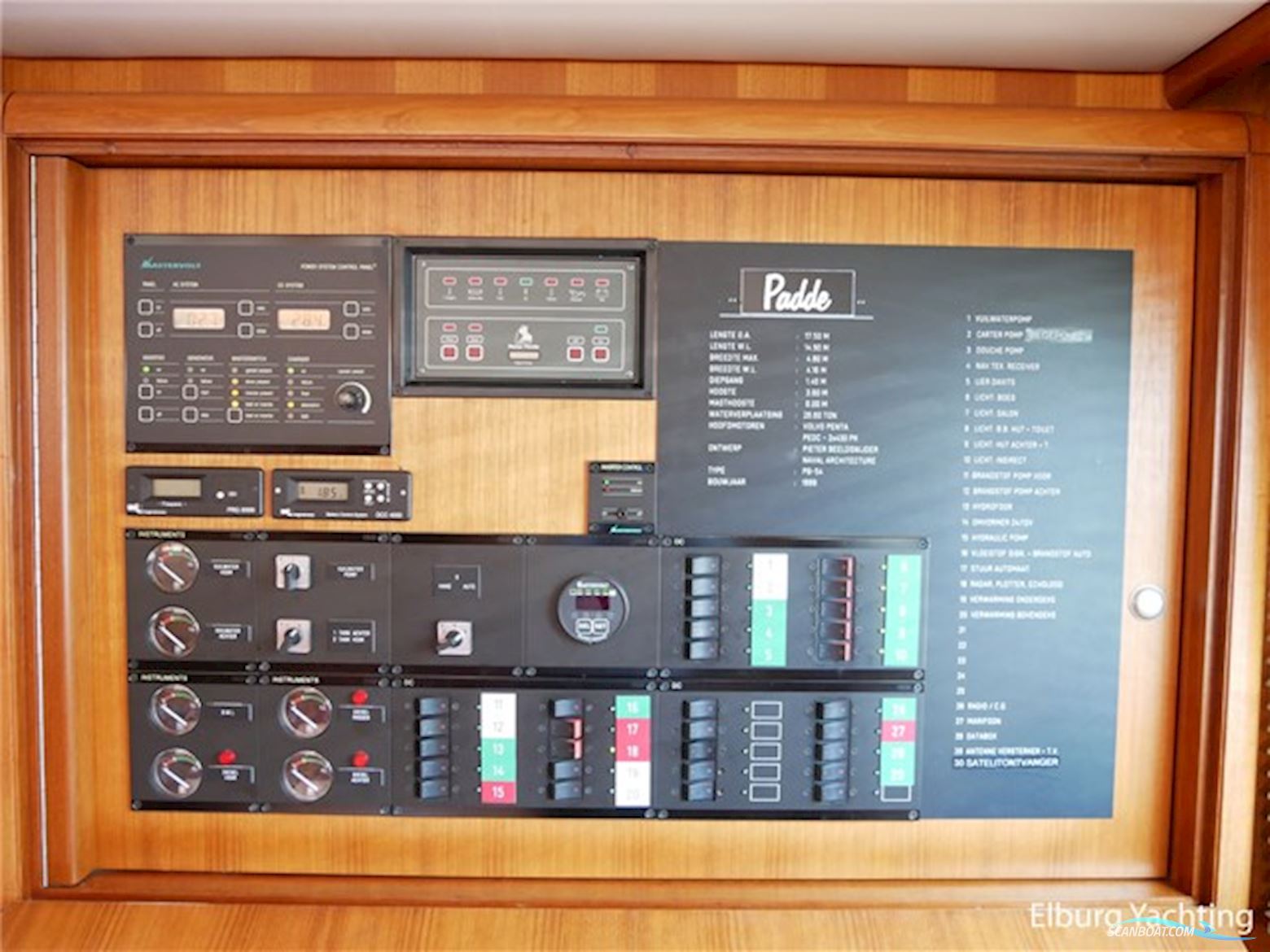 Pieter Beeldsnijder 58 - Open Pilothouse 