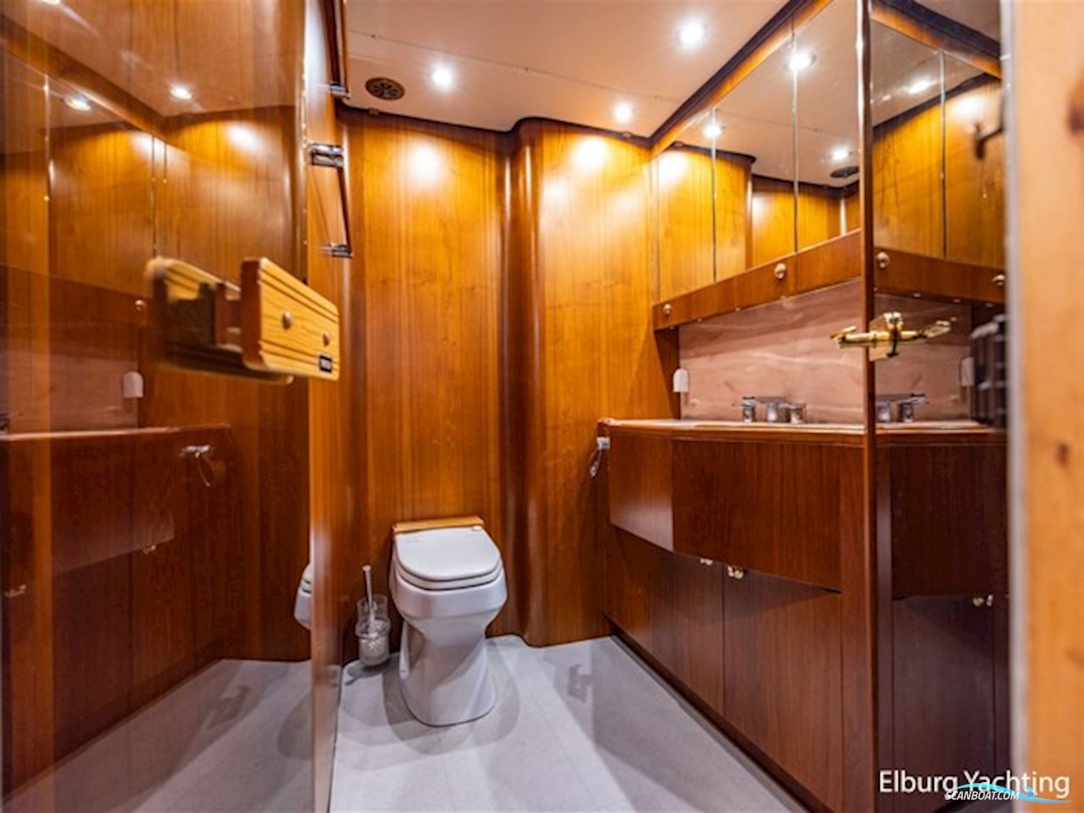 Pieter Beeldsnijder 60 - Explorer Yacht 