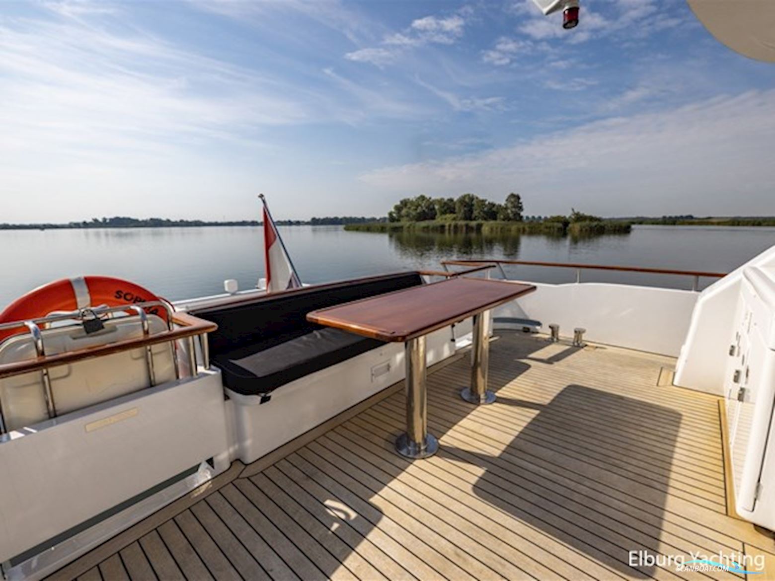 Pieter Beeldsnijder 60 - Explorer Yacht 