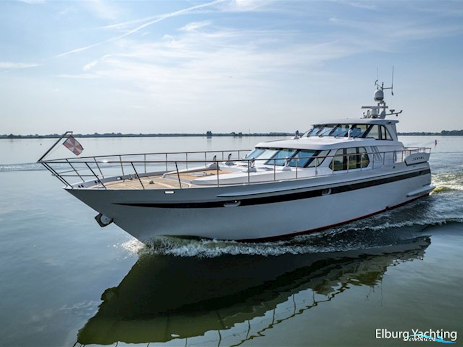 Pieter Beeldsnijder 60 - Explorer Yacht 