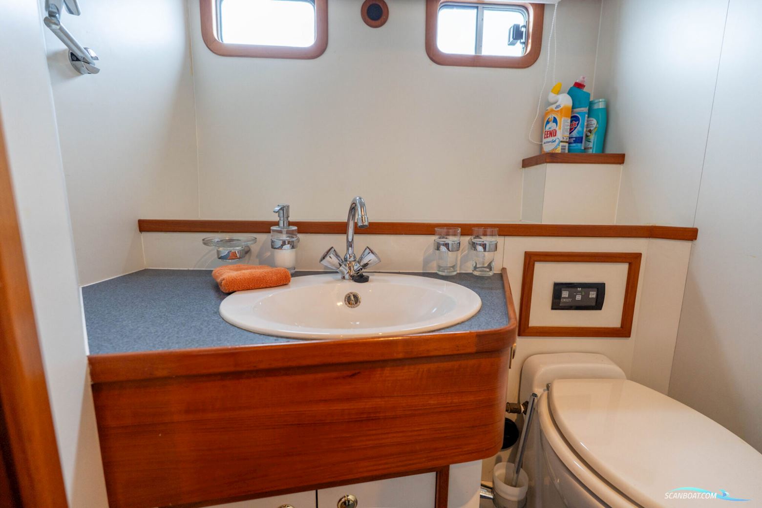 Pieter Beeldsnijder Spiegelkotter 15.00 VS