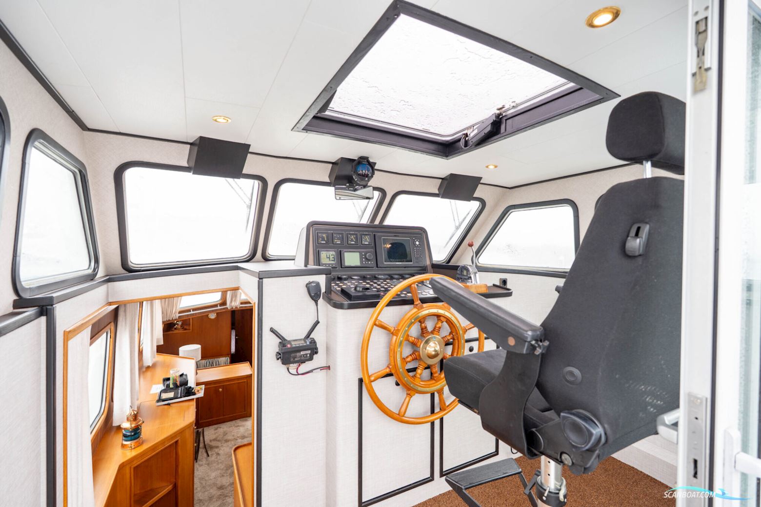 Pieter Beeldsnijder Spiegelkotter 15.00 VS