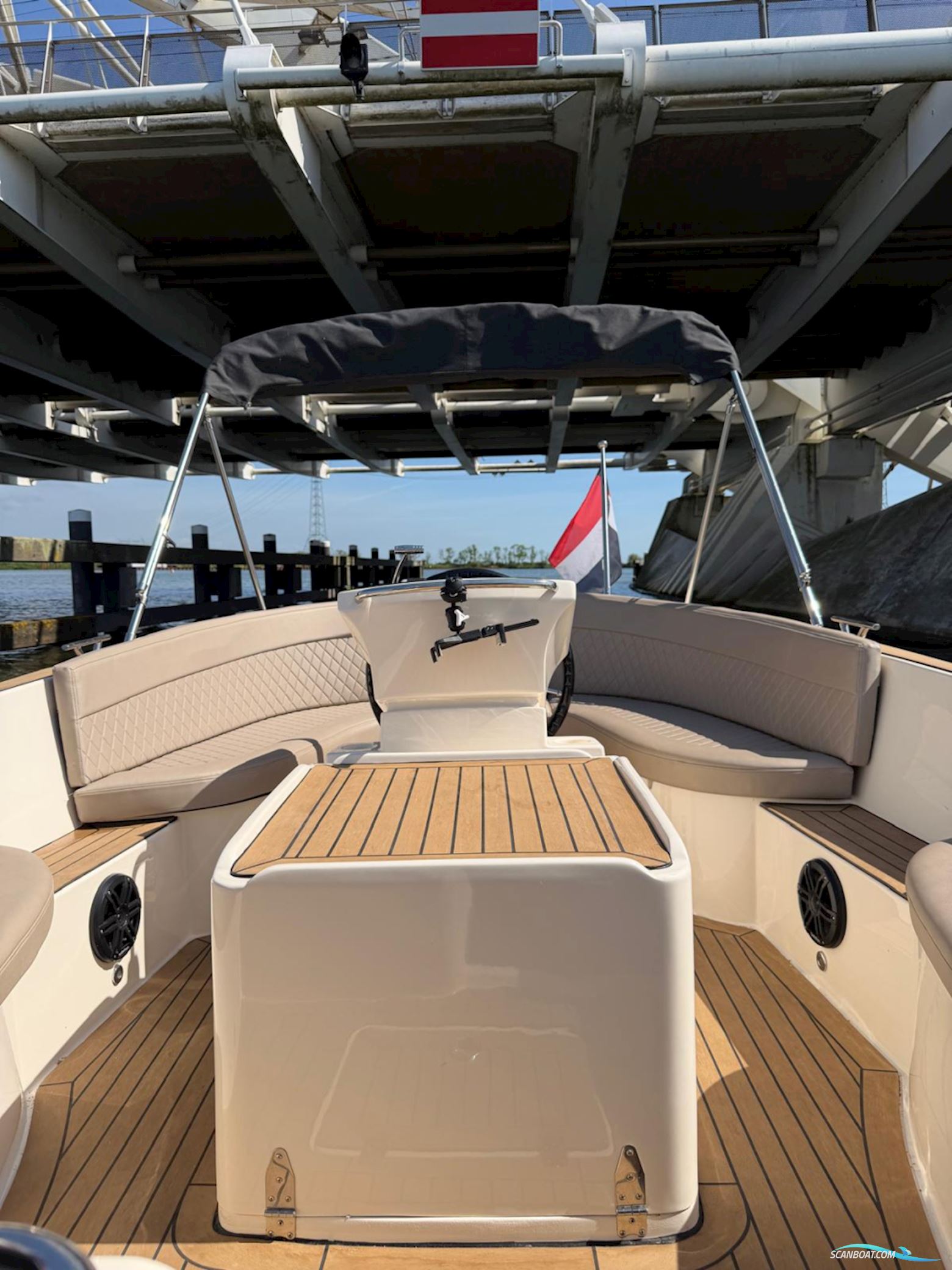 Pieterman 860 Tender