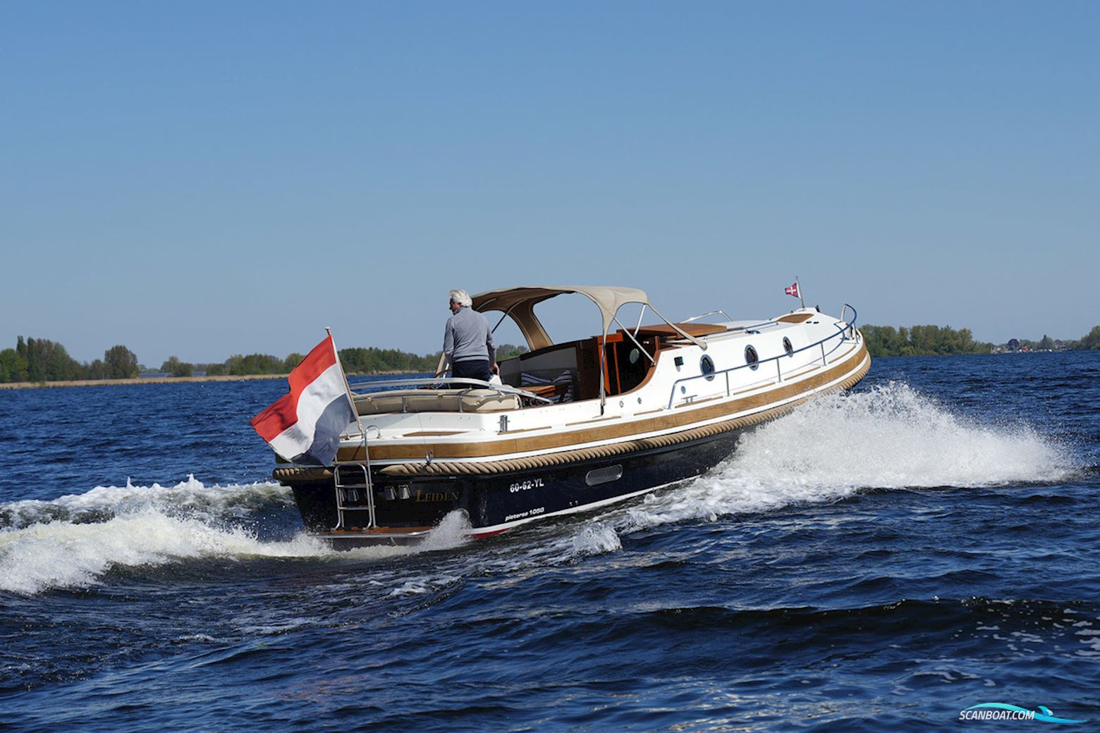 Pieterse 1050 Motorvlet