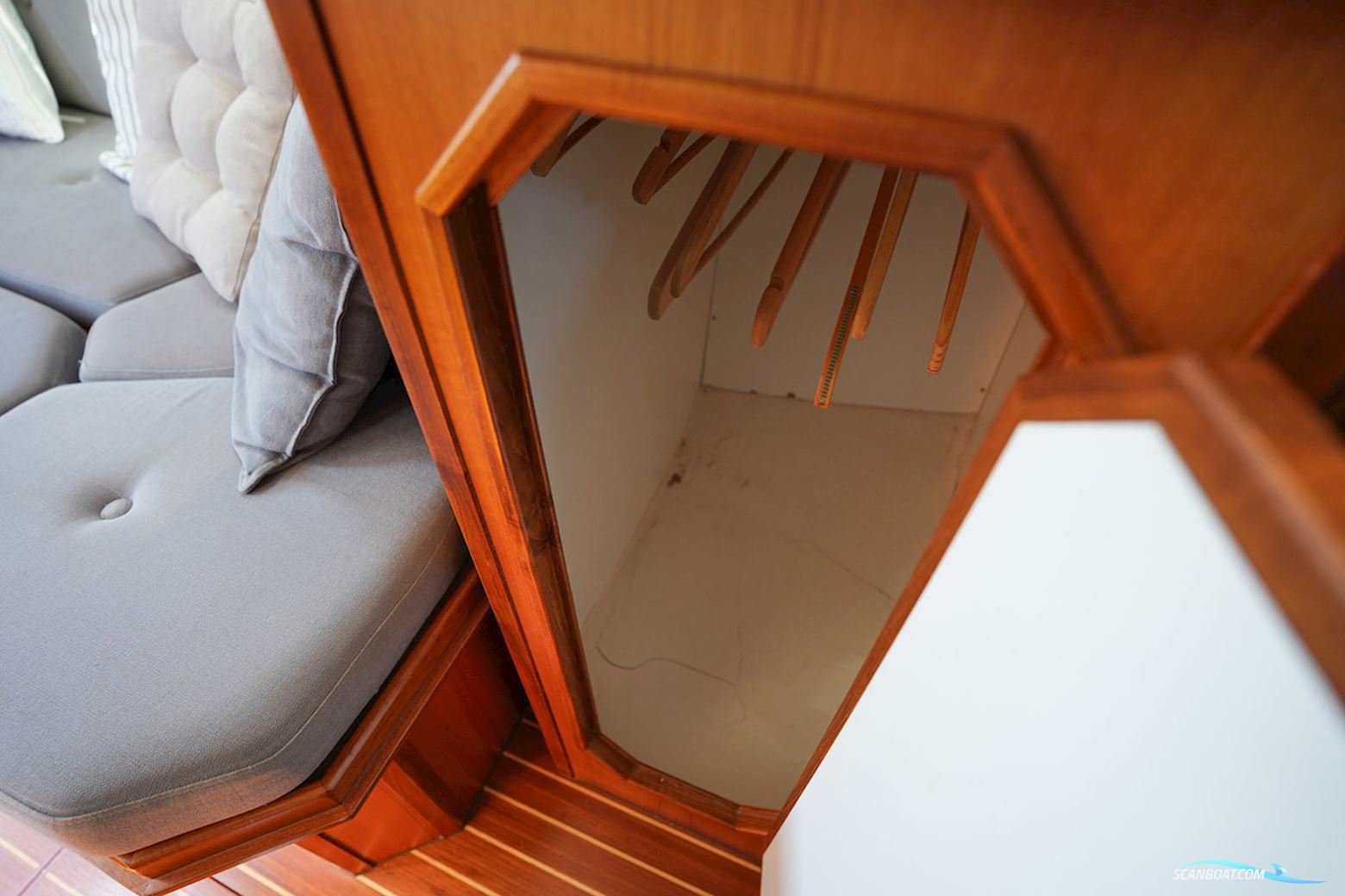 Pieterse 1050 Motorvlet