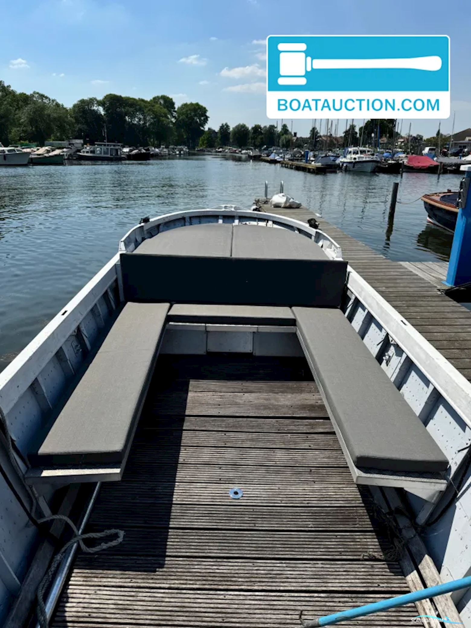PONTOON M4