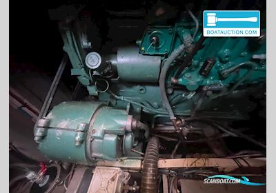 Powles 38 Fly Motorbåt 1982, med Volvo Penta motor, Kroatien