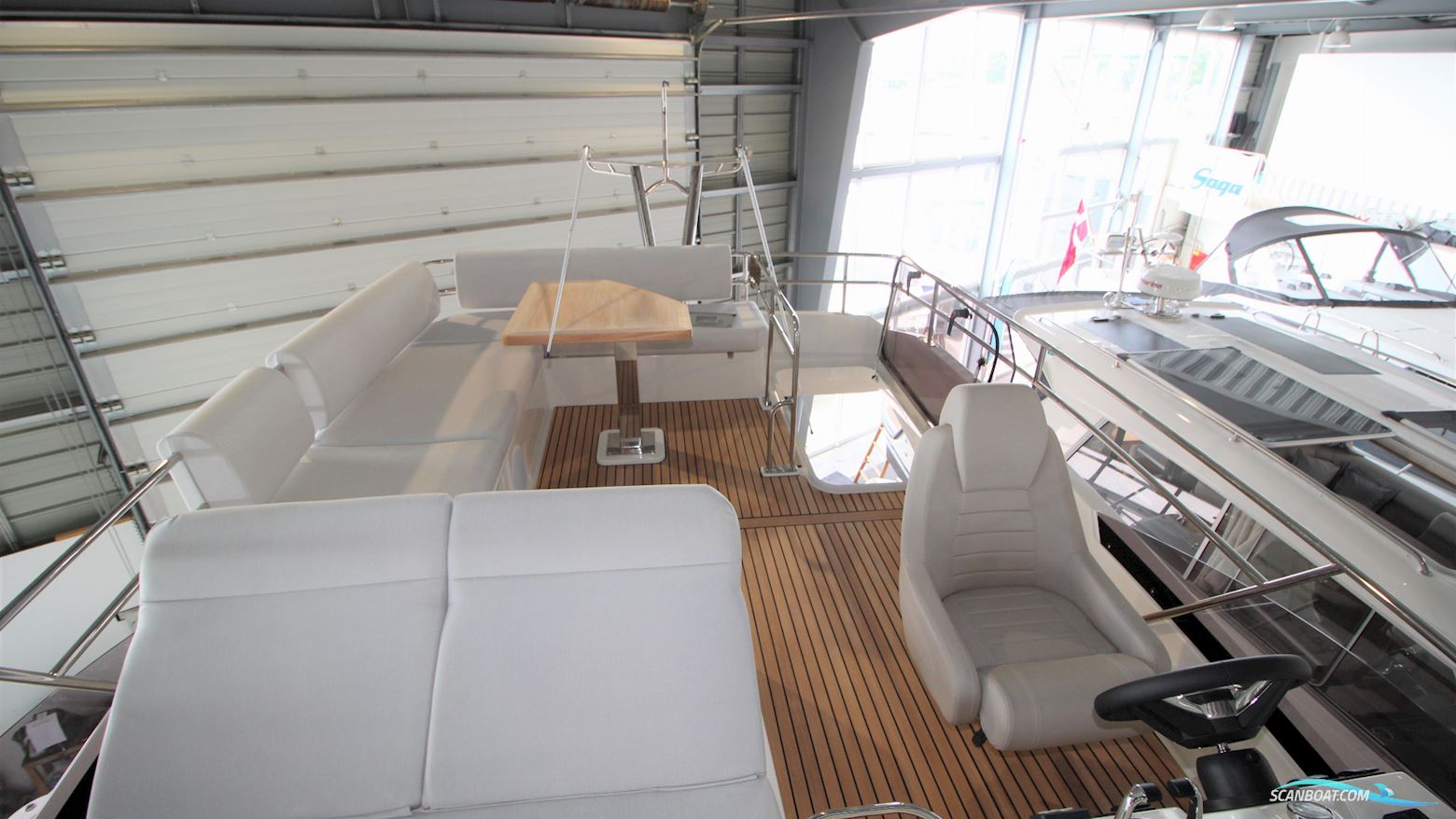Prestige 420 Fly