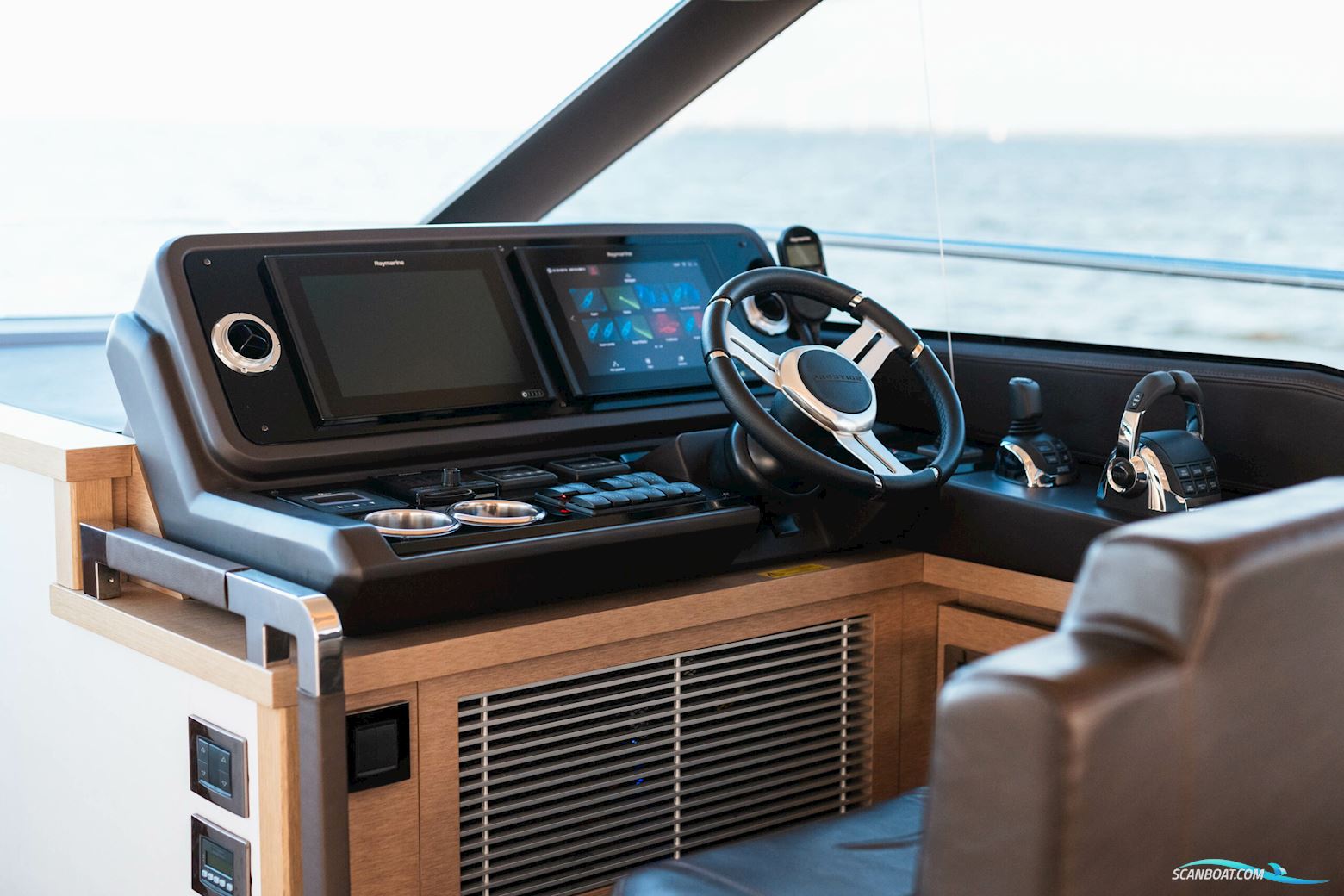 Prestige 520 flybridge