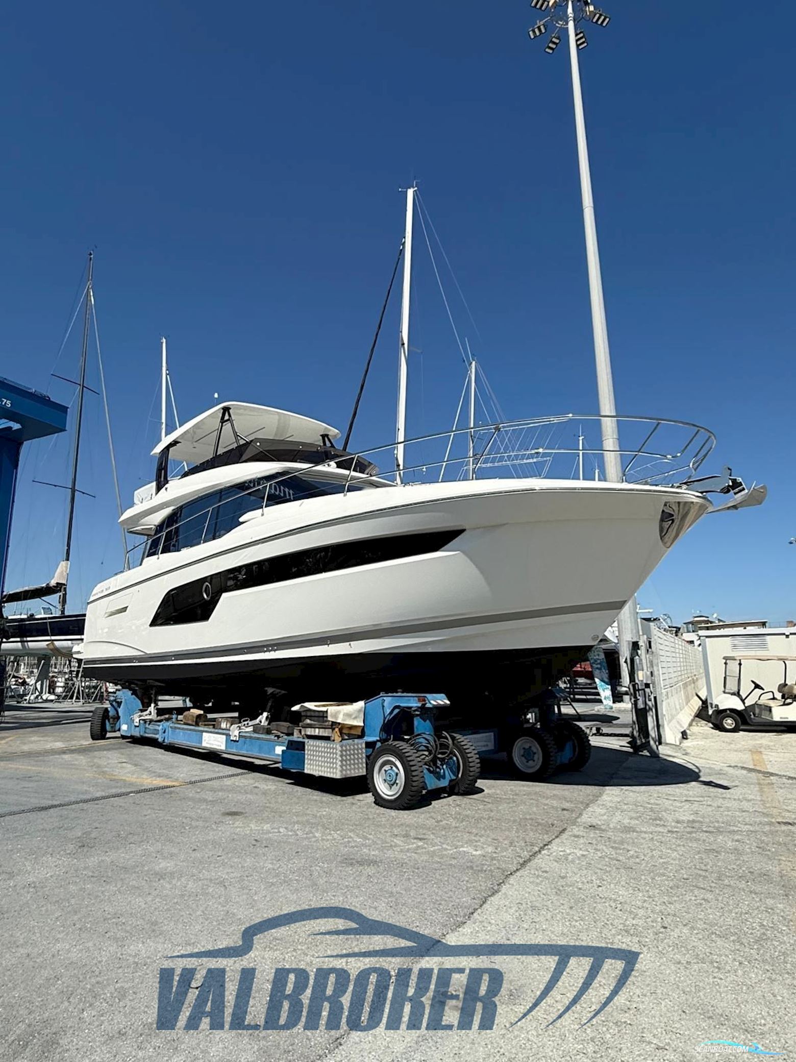 Prestige 520 Motorbåt 2024, med Volvo Penta D6-Ips650 motor, Italien