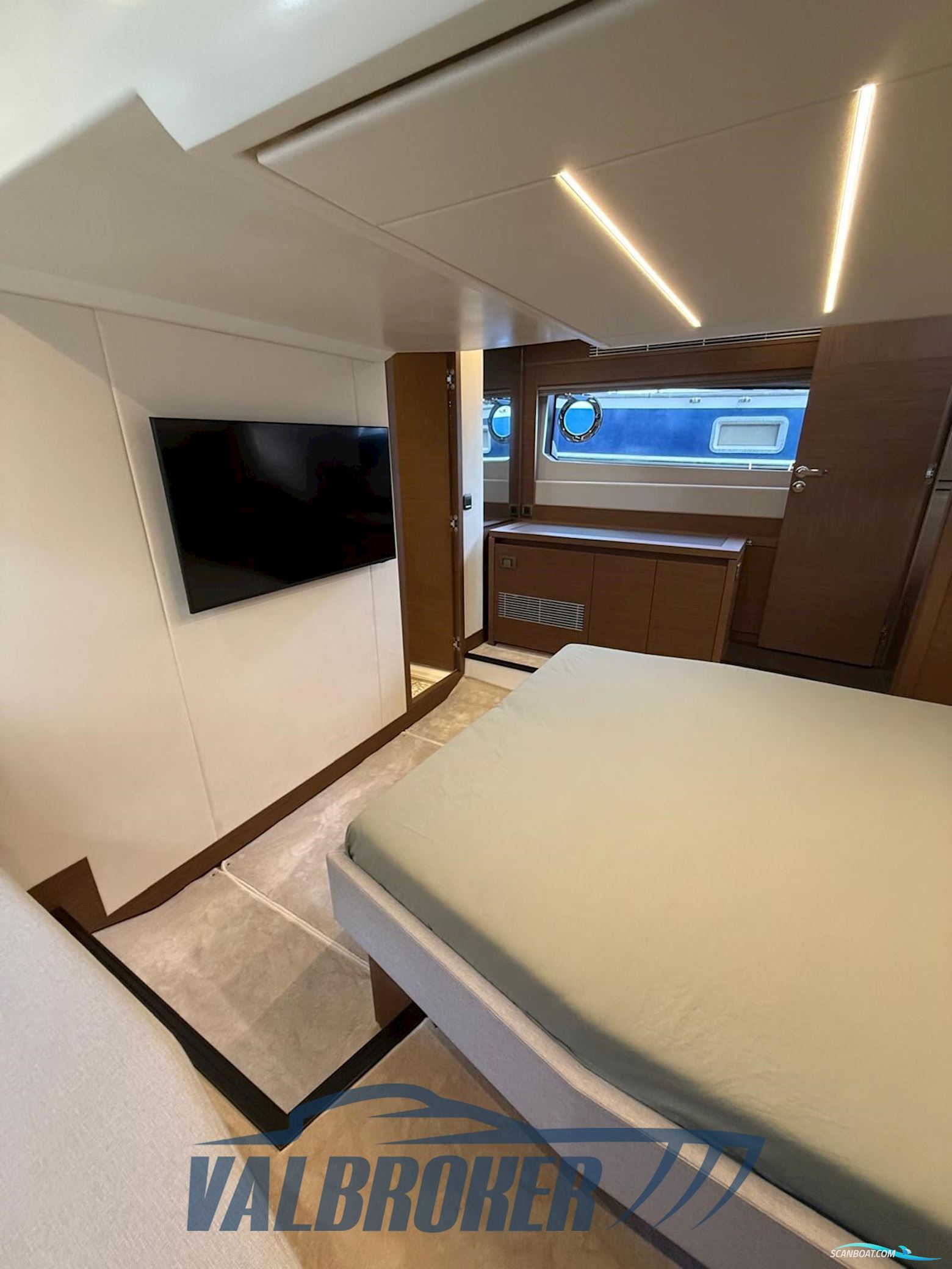 Prestige 520