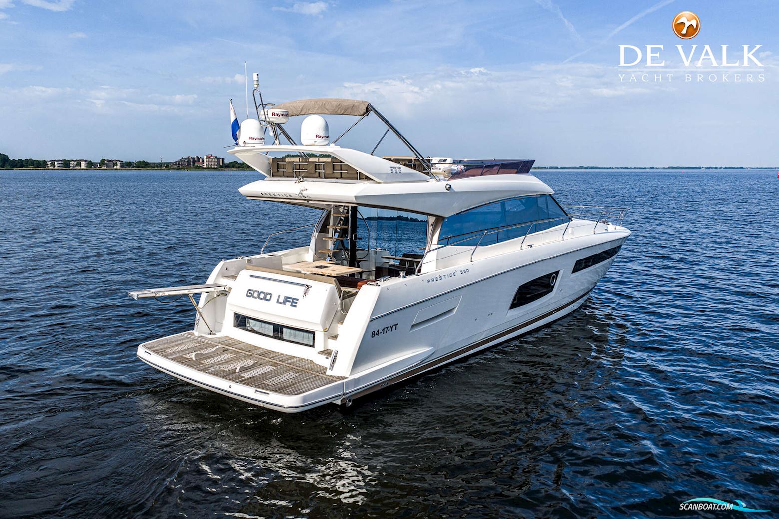 Prestige 550 Flybridge