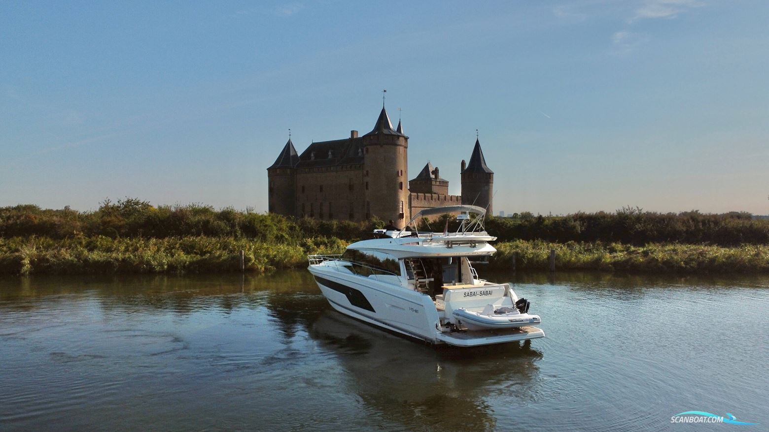 Prestige 590 Flybridge