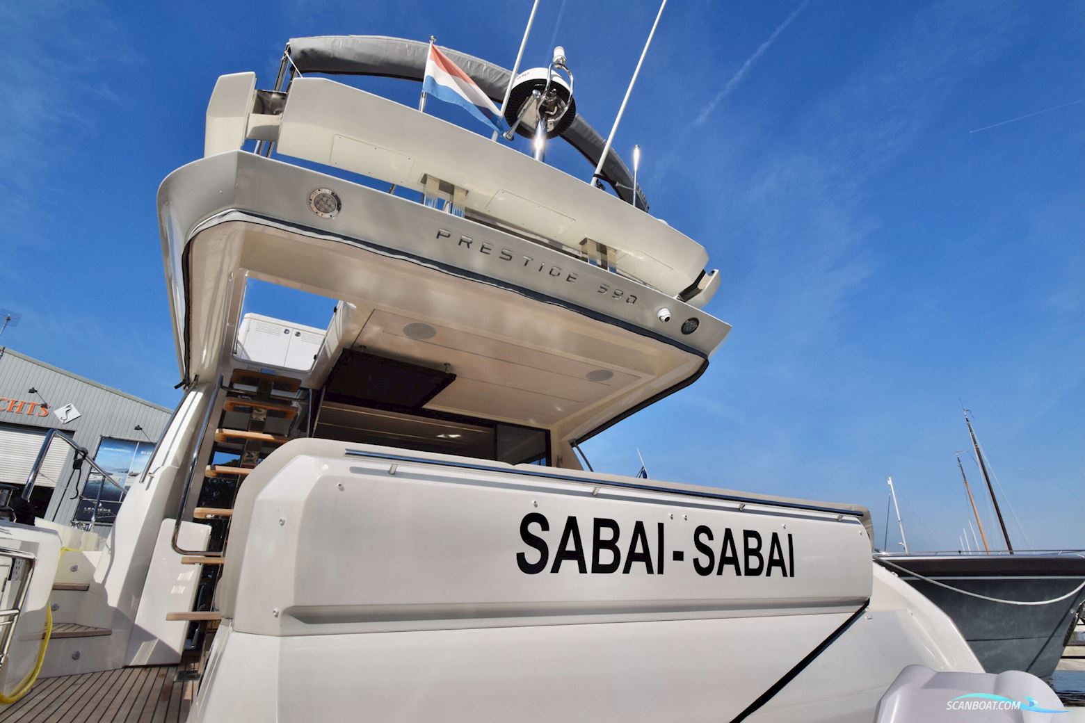 Prestige 590 Flybridge